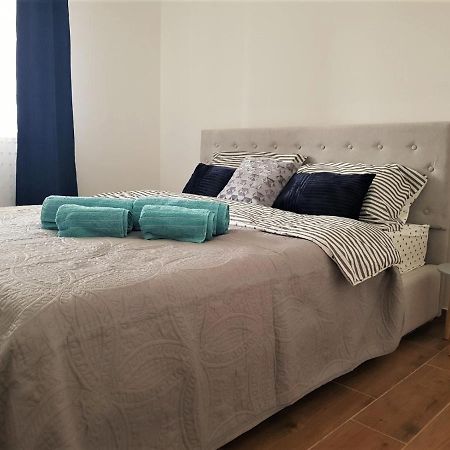 סרמסקה מיטרוביקה Apartman Astra מראה חיצוני תמונה